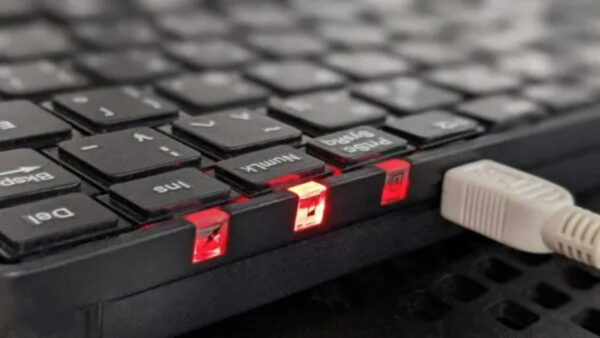 レッツノート（Lets note）とレイアウトが似ている外付キーボード